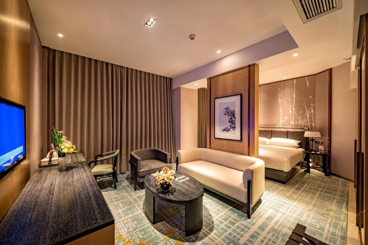 Hotel Courtyard By Marriott Yangzhou Exterior foto